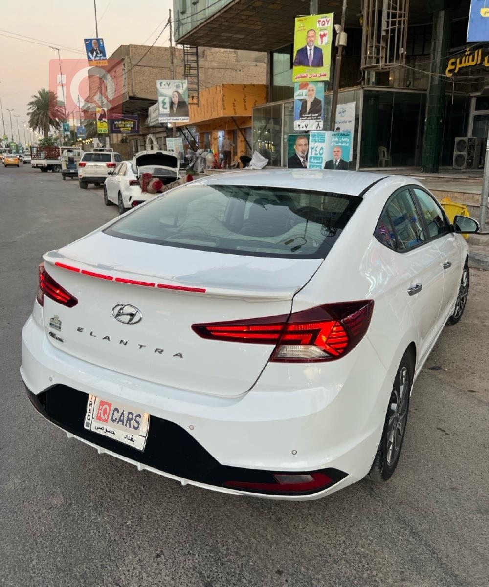 هيونداي النترا